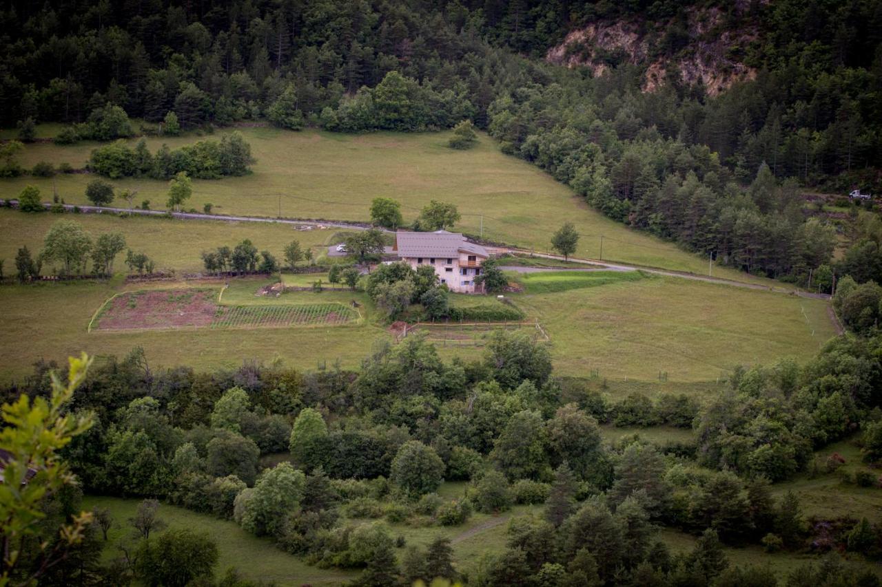 gîtes à la ferme dela le var Guillaumes Extérieur photo