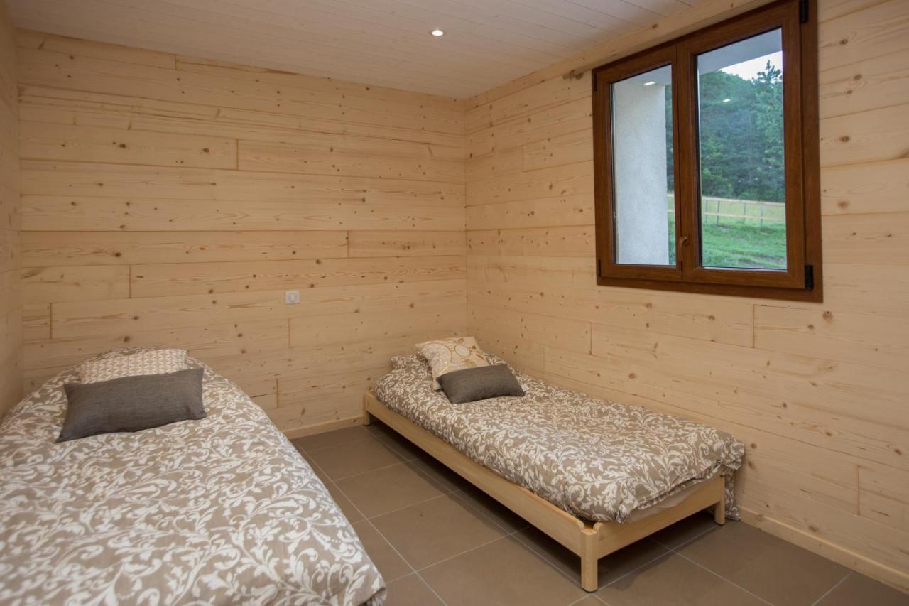 gîtes à la ferme dela le var Guillaumes Extérieur photo